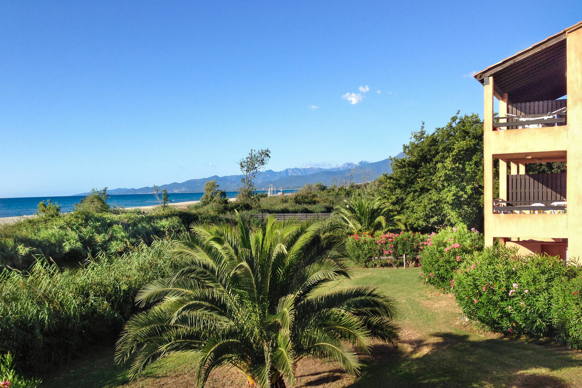 Residence De Tourisme Marina Corsa Ghisonaccia ภายนอก รูปภาพ